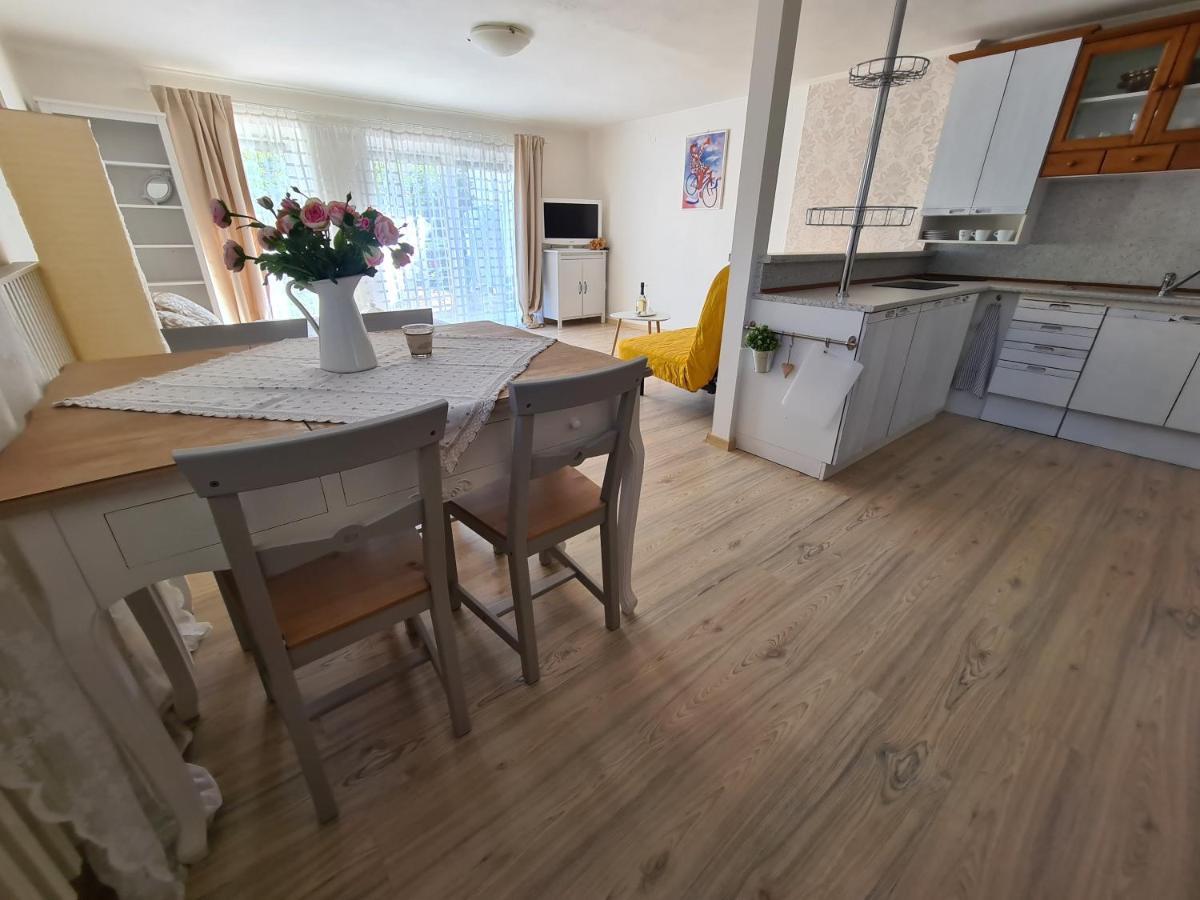 Apartmán Apartmán Práče Exteriér fotografie