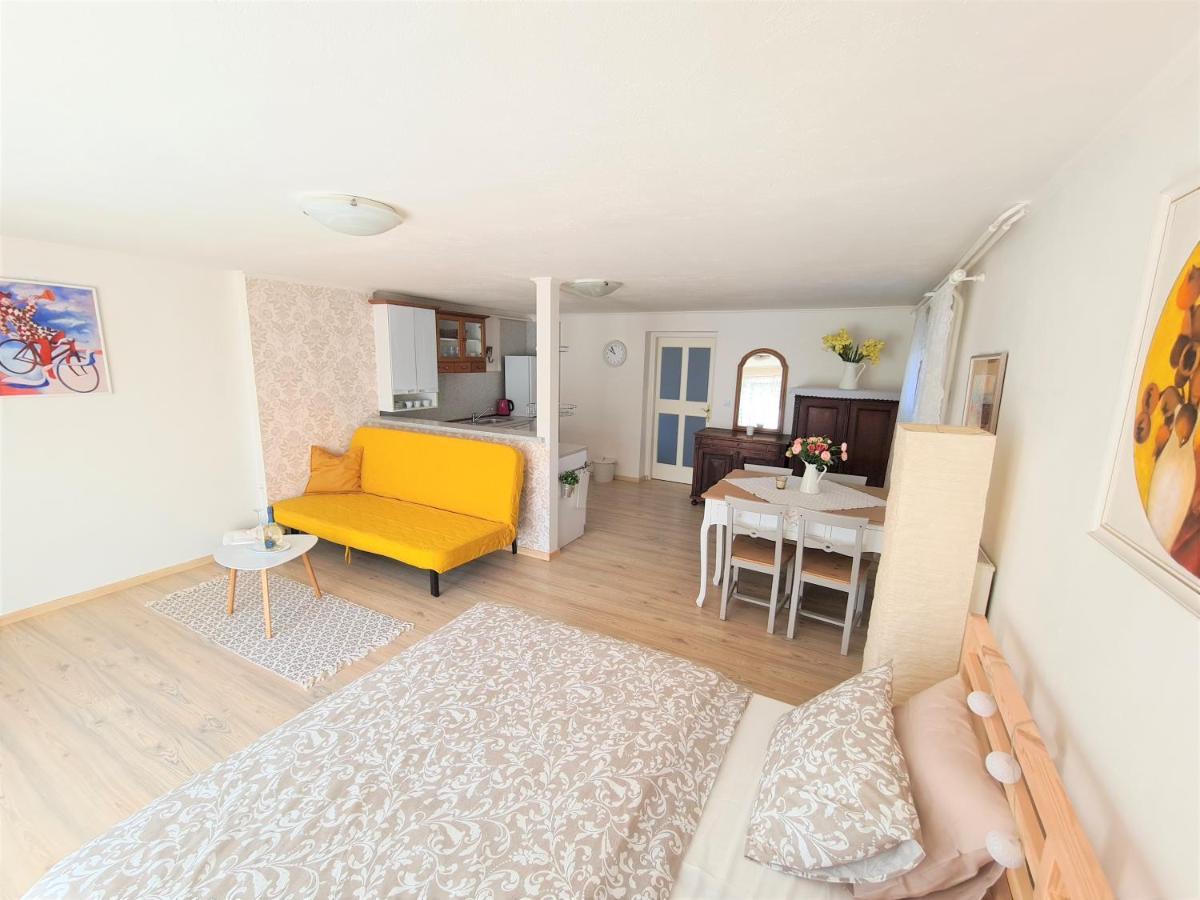 Apartmán Apartmán Práče Exteriér fotografie